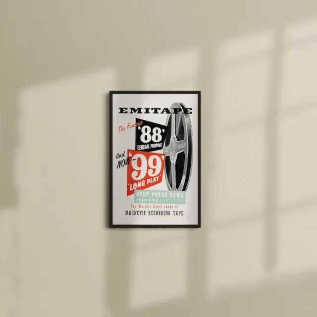 EMI EMI Tape poster encadré 12x16 papier mat