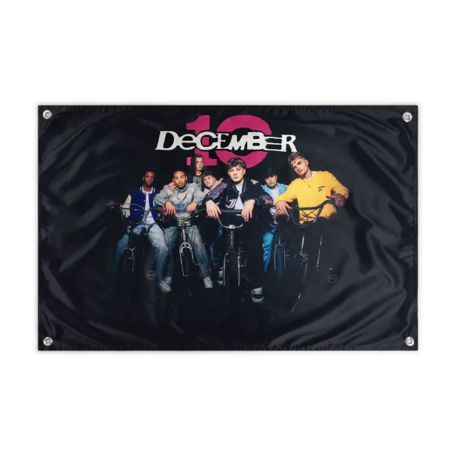 December 10 drapeau mural 91x61 cm œillets métal